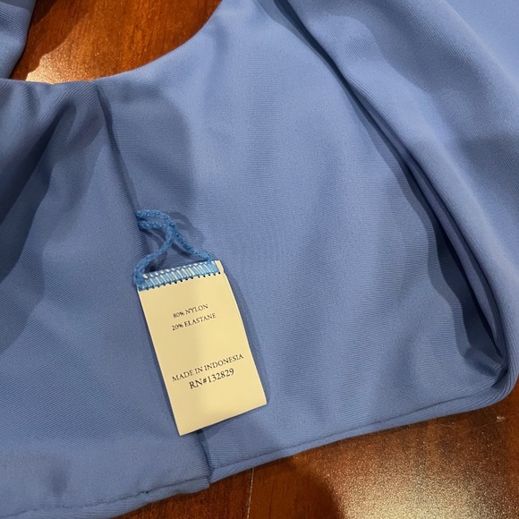 Lovers and Friends Bikini Top One Shoulder Swimsuit Swim Periwinkle Blue New M - Picture 4 of 5